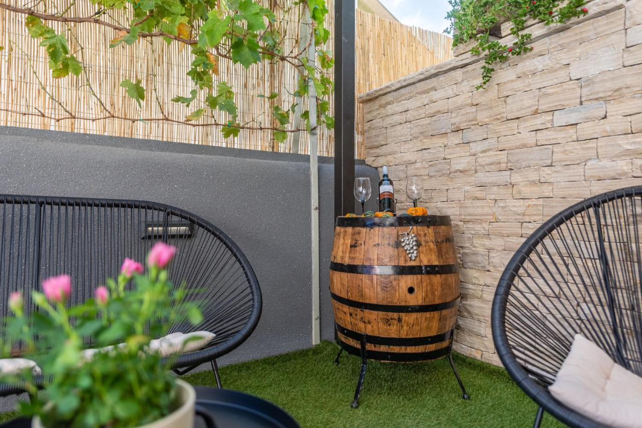 Apartment Belleza With Private Jacuzzi Zadar Exterior foto